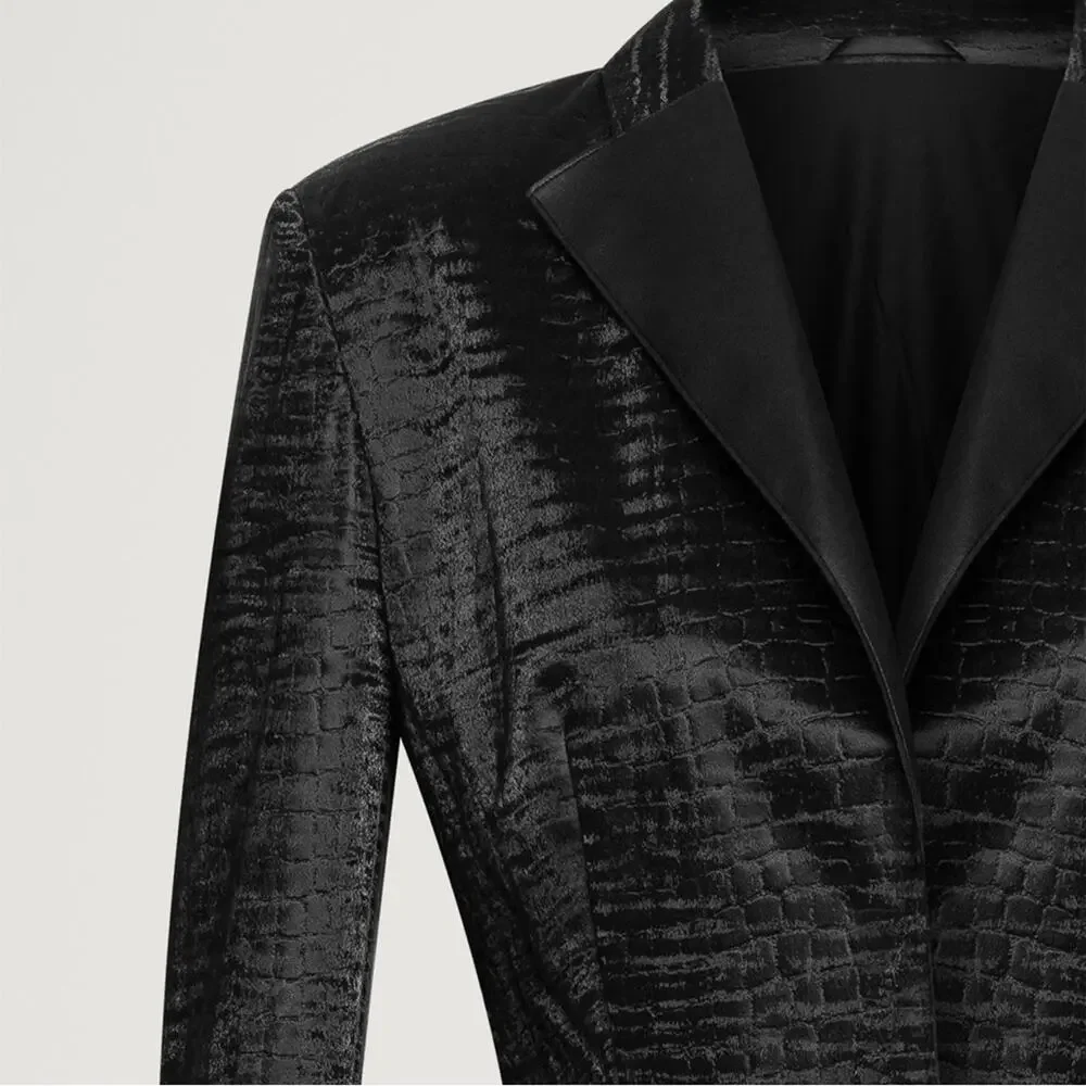 Wolford Black Croco fitted 3 button Blazer In size 6